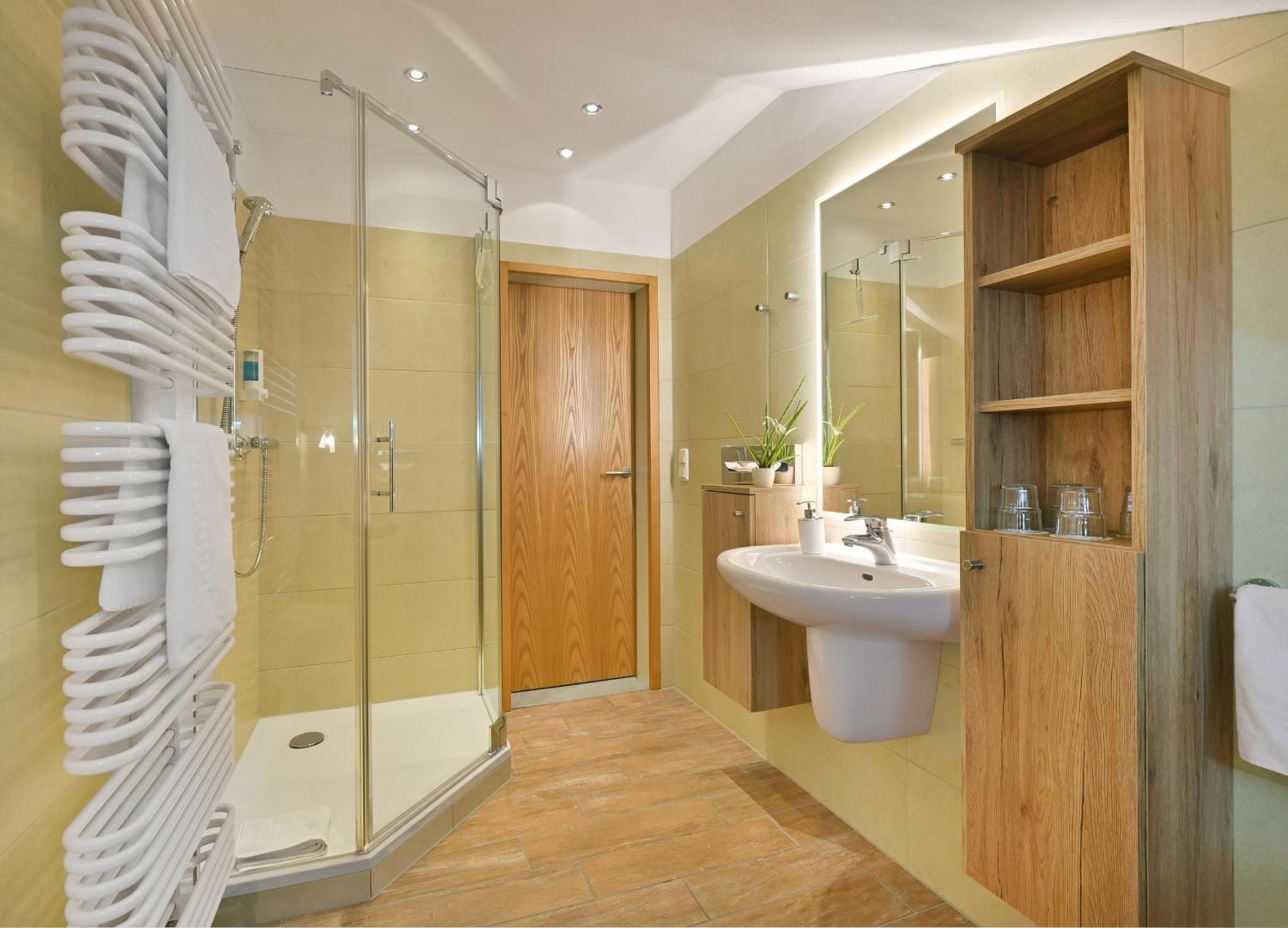 Landhaushotel Hof Wasserkuppe Poppenhausen Luaran gambar