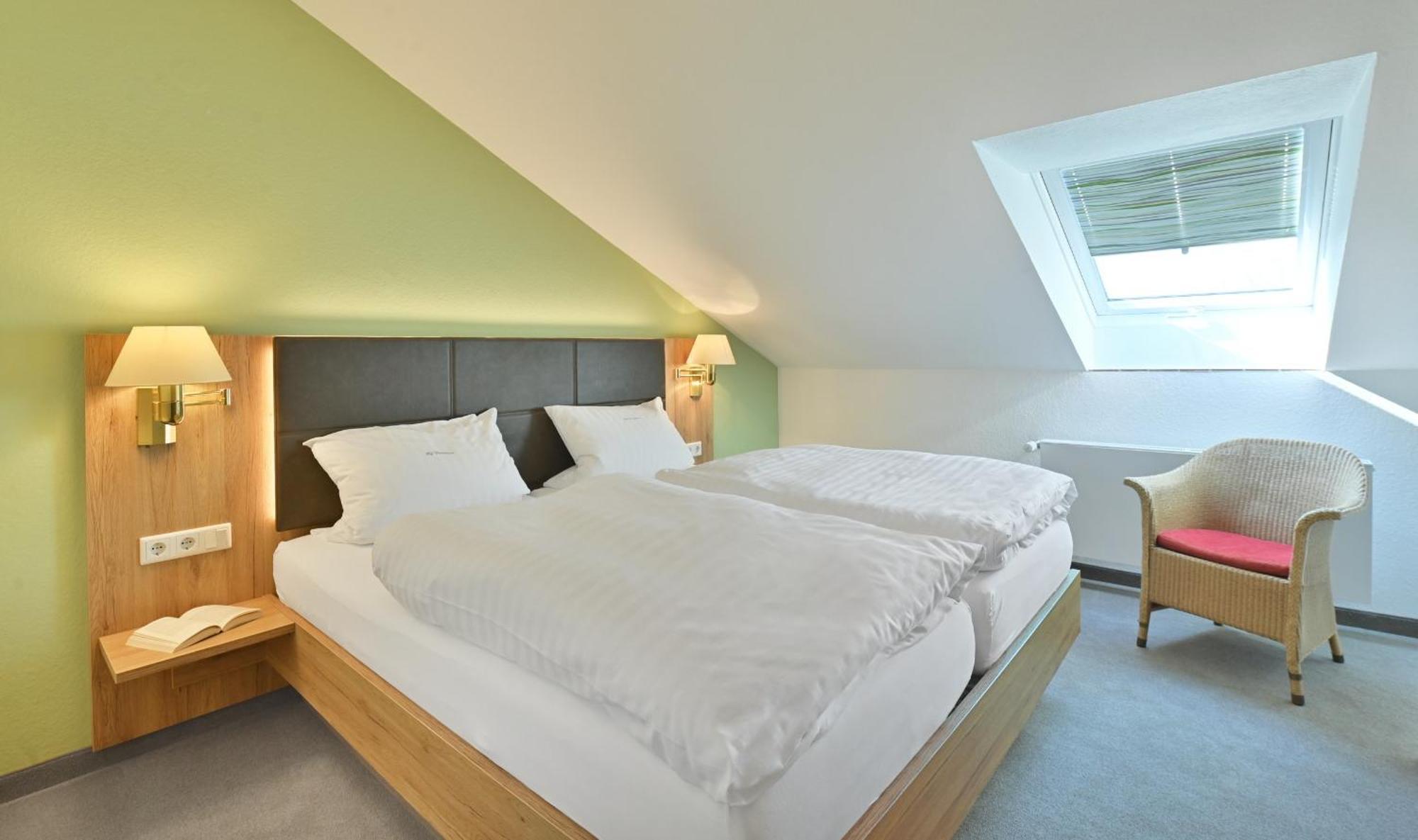 Landhaushotel Hof Wasserkuppe Poppenhausen Luaran gambar