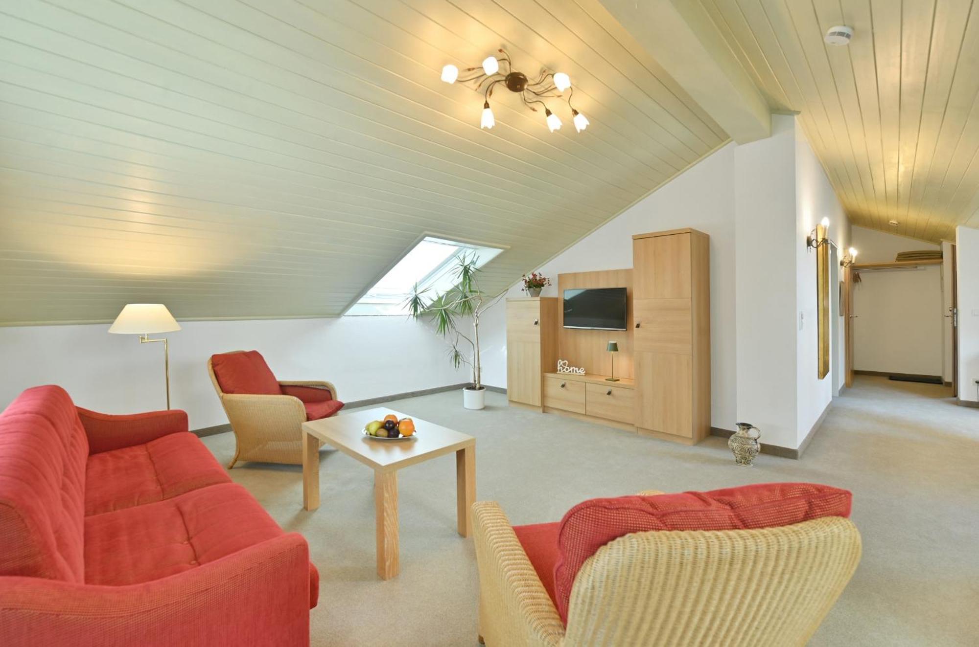 Landhaushotel Hof Wasserkuppe Poppenhausen Luaran gambar