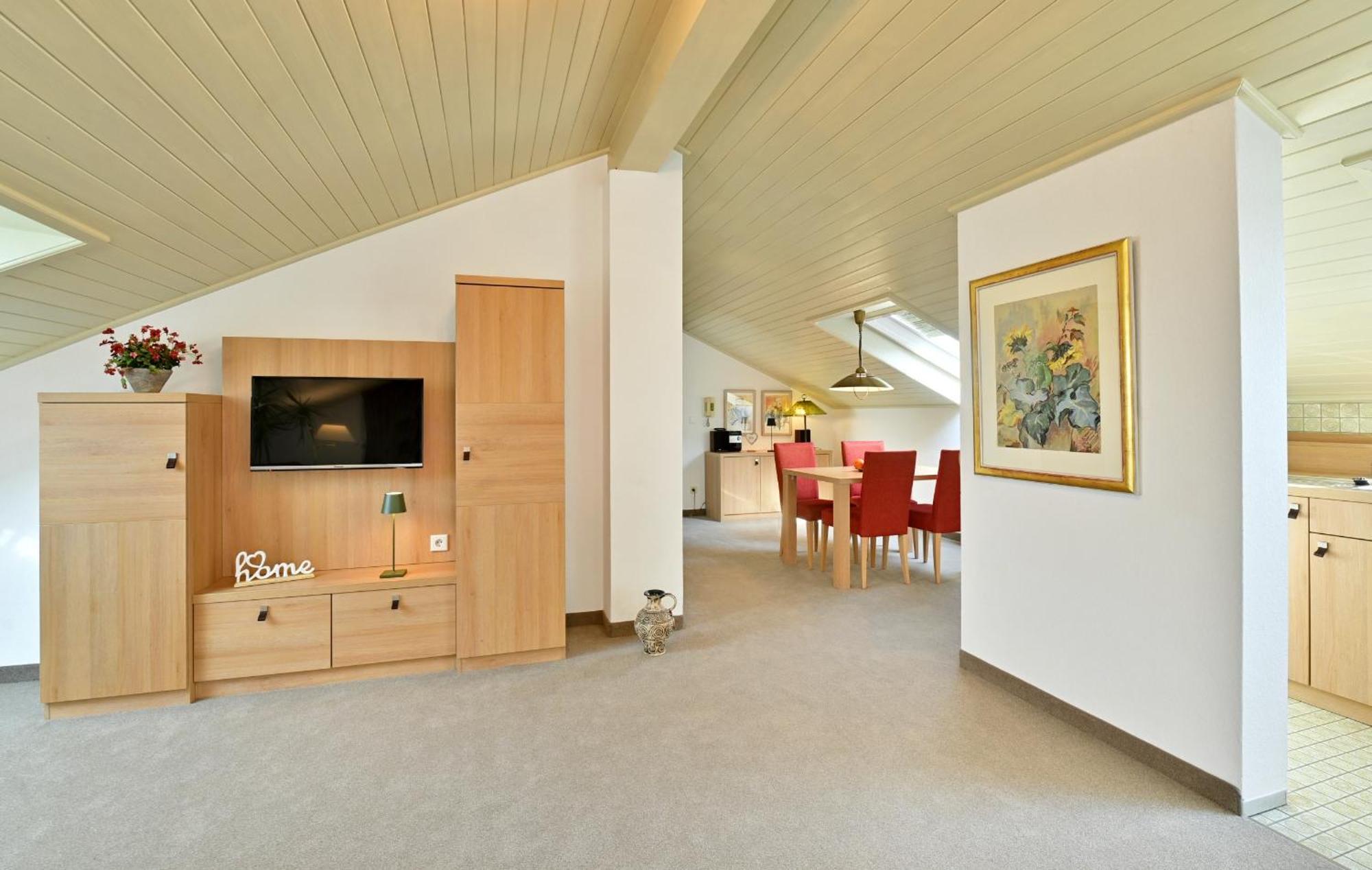 Landhaushotel Hof Wasserkuppe Poppenhausen Luaran gambar