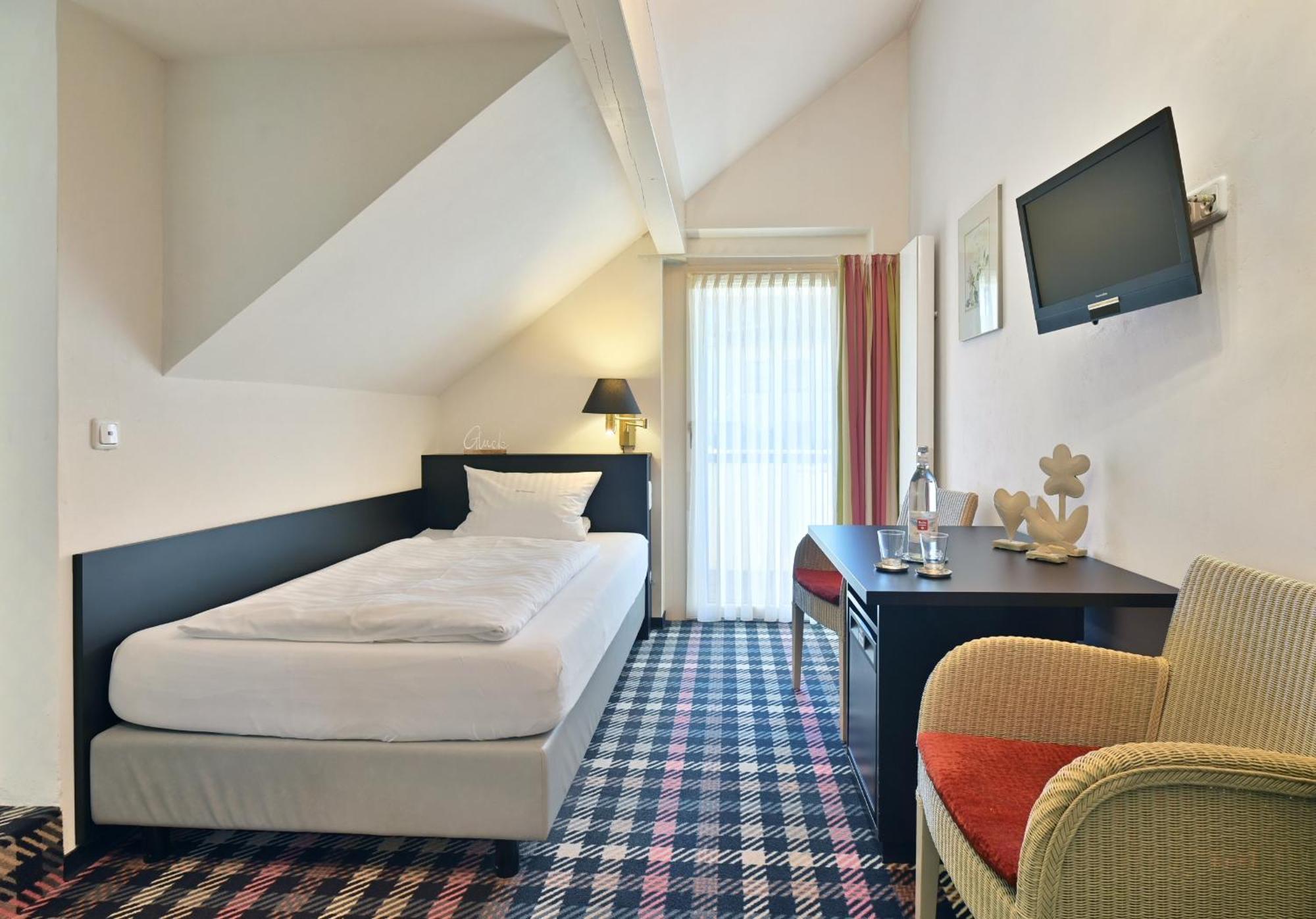 Landhaushotel Hof Wasserkuppe Poppenhausen Luaran gambar