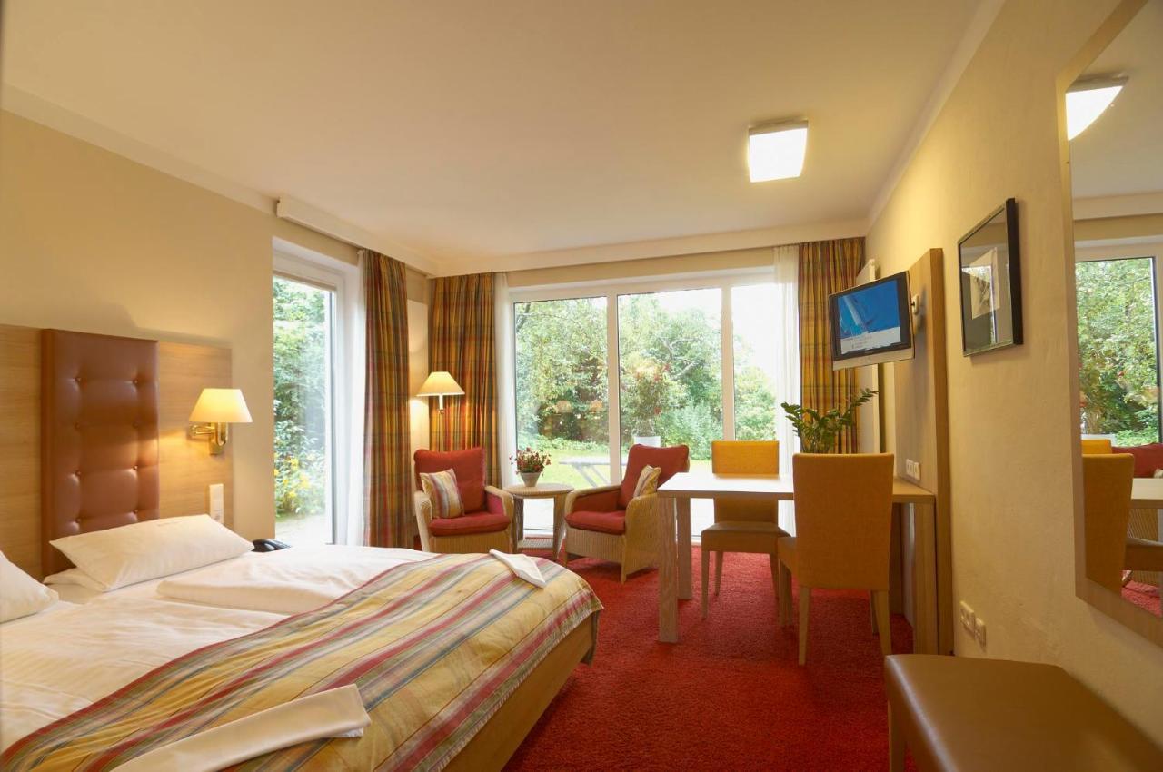Landhaushotel Hof Wasserkuppe Poppenhausen Luaran gambar