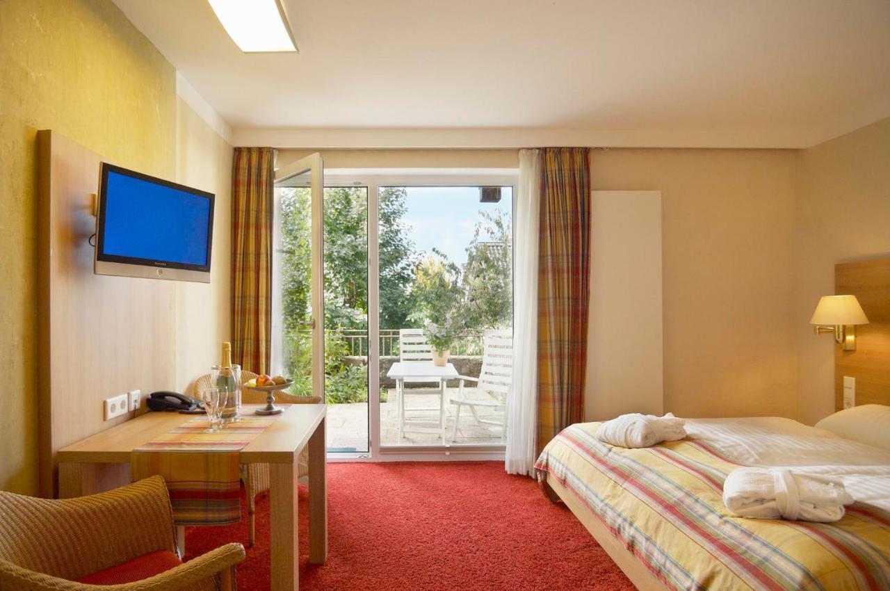 Landhaushotel Hof Wasserkuppe Poppenhausen Luaran gambar